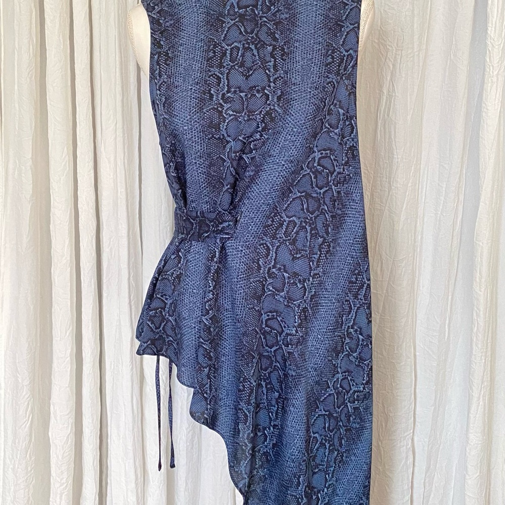 New Bcbgmaxazria Blue Python Draped Asymmetric Mo… - image 7